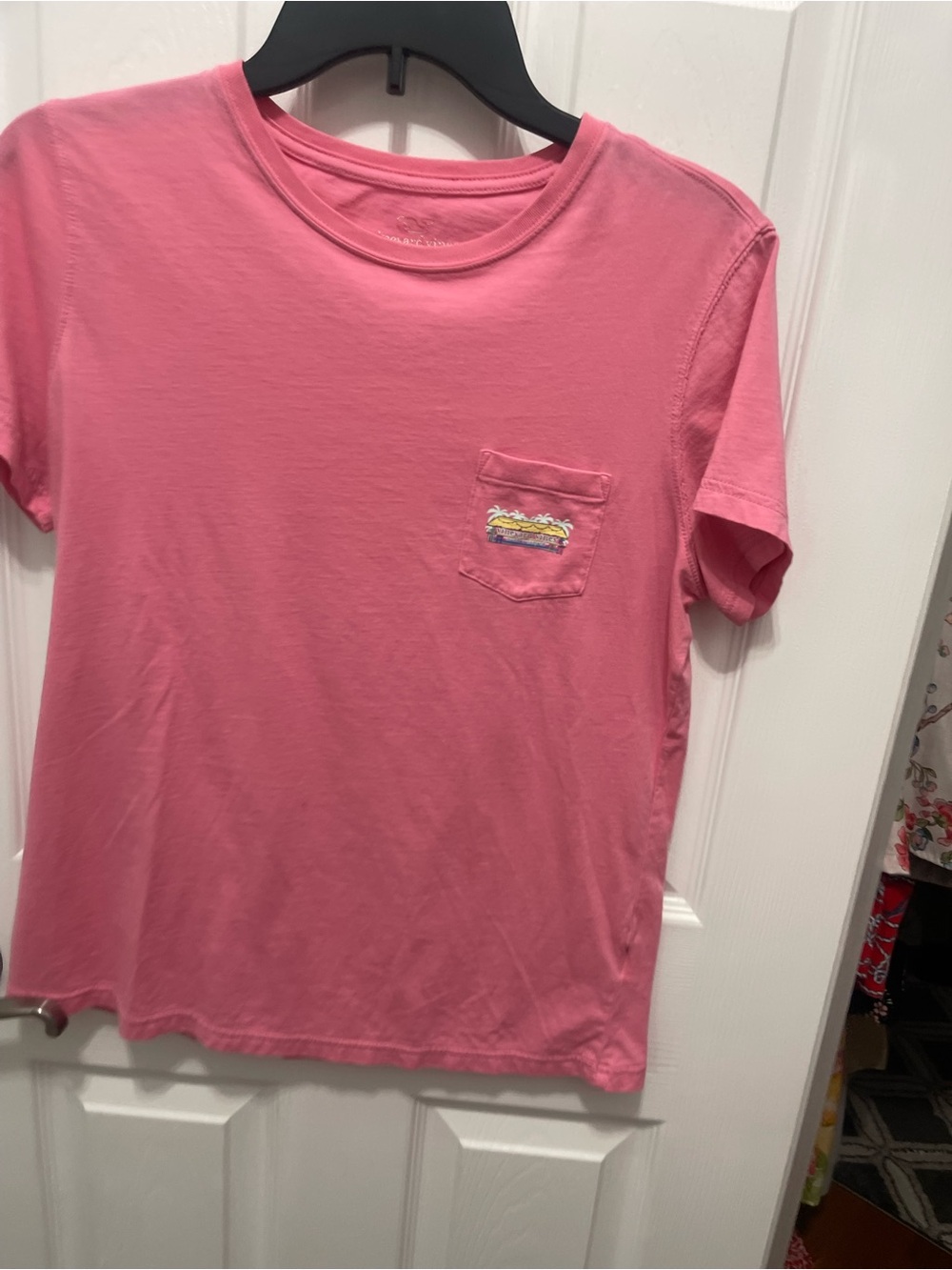 Vineyard Vines Pink Tropical Palapa Tee - Picture 10 of 16